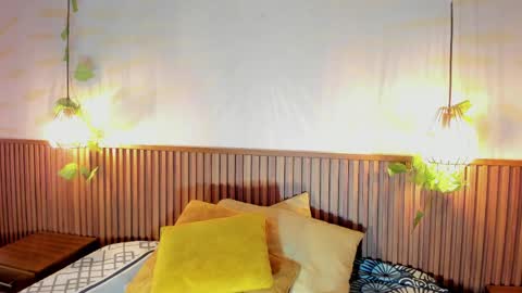 Anna online show from 19, 4, 2026