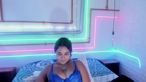 Snapshot of anaelle_bardin chatting on 10, 6, 2026 Anna online show from 10, 6, 2026