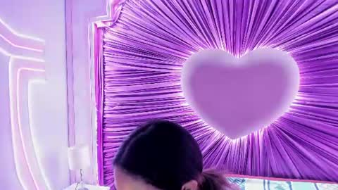Snapshot of anaelle_bardin chatting on 22, 6, 2026 Anna online show from 22, 6, 2026