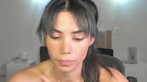 Ana Henao or Annie... Follow me ahenaocb Insta  X online show from 21, 4, 2026