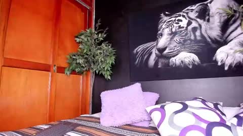 Anahi online show from 15, 2, 2025