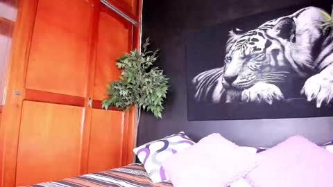 Anahi online show from 19, 2, 2025