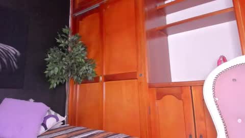 Anahi online show from 3, 10, 2025