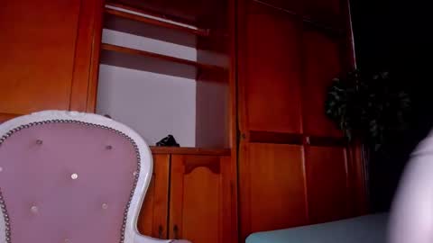 Anahi online show from 25, 11, 2025