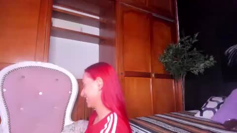 Snapshot of anahi__18 chatting on 7, 7, 2026 Anahi online show from 7, 7, 2026