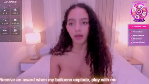 Snapshot of anahi_curlie1 chatting on 26, 2, 2025 Anahi Curlie online show from 26, 2, 2025