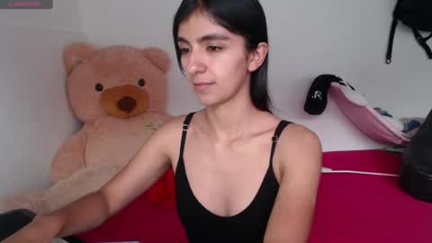 Anahi Browns online show from 8, 7, 2026