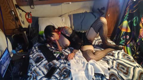 analslut4u2fuck69 online show from 6, 10, 2025