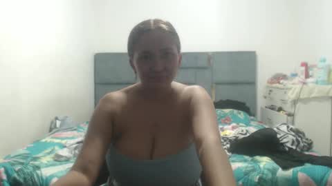 Snapshot of analy_hot chatting on 15, 5, 2026 analy_hot online show from 15, 5, 2026
