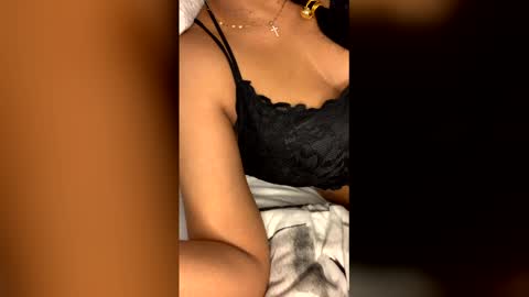 Snapshot of anamika_sun chatting on 6, 6, 2026 Anamika Sun online show from 6, 6, 2026