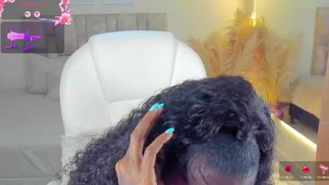 A N A  my connection hours are from 600 pm to 12 pm Colombian time online show from 28, 4, 2026