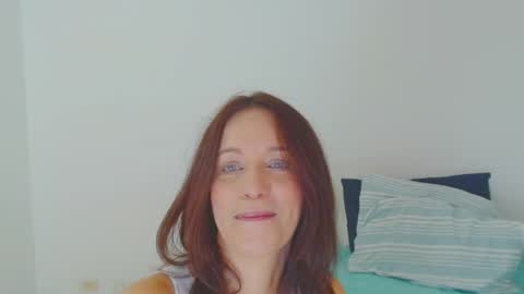 Snapshot of anapereira12 chatting on 19, 5, 2026 anapereira12 online show from 19, 5, 2026