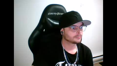 Snapshot of anarchyy1994 chatting on 18, 3, 2026 anarchyy1994 online show from 18, 3, 2026