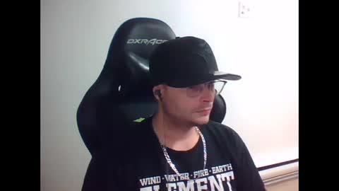 Snapshot of anarchyy1994 chatting on 14, 4, 2026 anarchyy1994 online show from 14, 4, 2026