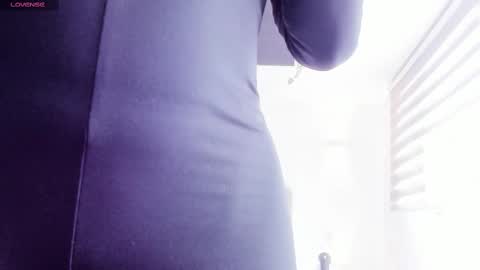 Snapshot of anaruiz1_ chatting on 8, 3, 2025 ana online show from 8, 3, 2025