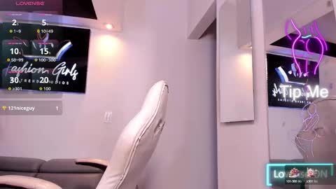 Snapshot of anaruiz1_ chatting on 14, 10, 2025 ana online show from 14, 10, 2025