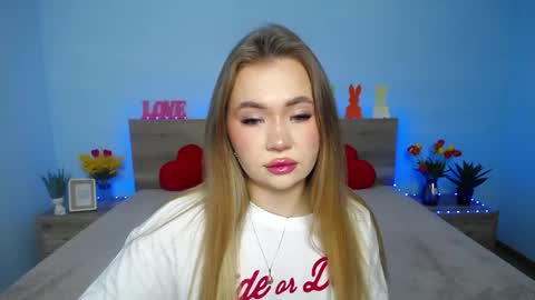 anastacyyellig online show from 10, 3, 2025