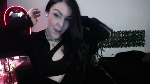 Jennyfer.... but u can say me Anastasia online show from 25, 4, 2026