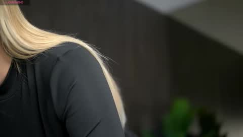 AnastasyaNoir online show from 14, 11, 2025