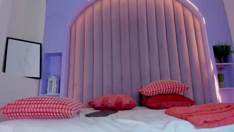 A N N A   V O S S  online show from 20, 11, 2025