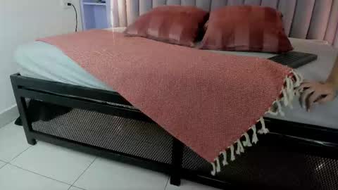 A N N A   V O S S  online show from 24, 11, 2025