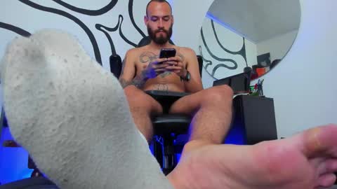 Andrs   -                   online show from 22, 10, 2025