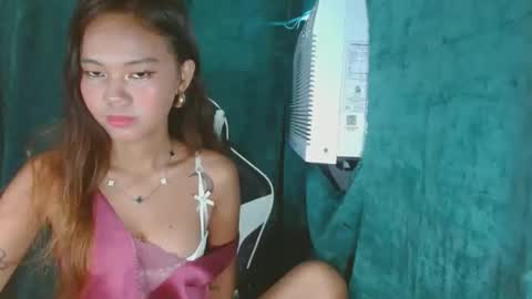 andiaprecious_ online show from 27, 4, 2026