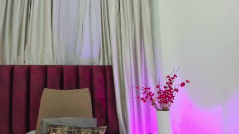 Andra Cyrus online show from 10, 2, 2025