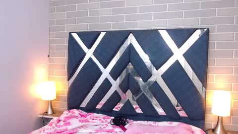 Andres Gil online show from 4, 1, 2025