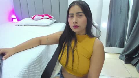 Snapshot of andrea_osorio_ chatting on 23, 1, 2025 Andrea online show from 23, 1, 2025