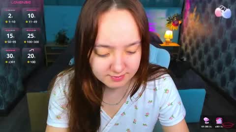 Snapshot of andrea_svel chatting on 4, 3, 2025 Andrea hereGMT7Mon Tue Wen ThFri Sat Su 0300am-0900am. online show from 4, 3, 2025