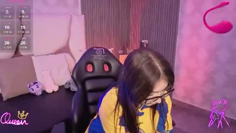 andrea_tay1 online show from 23, 6, 2026