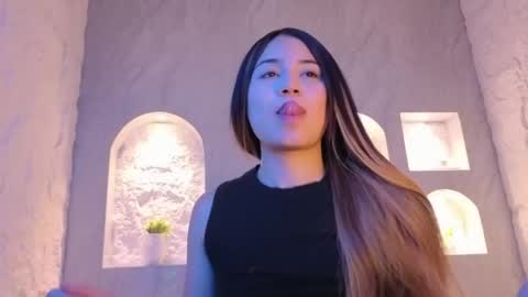 Snapshot of andrea_tx chatting on 3, 6, 2026 andrea_tx online show from 3, 6, 2026