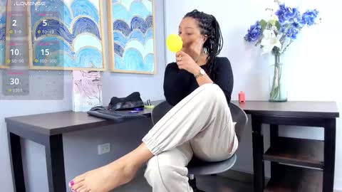 Andrea Zoelins online show from 9, 9, 2025