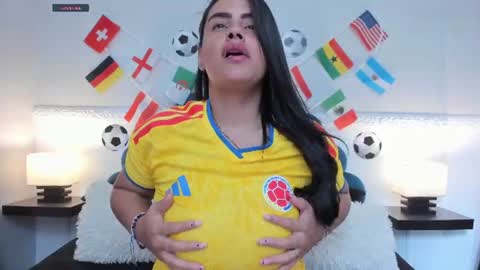 andreahgil online show from 17, 6, 2026