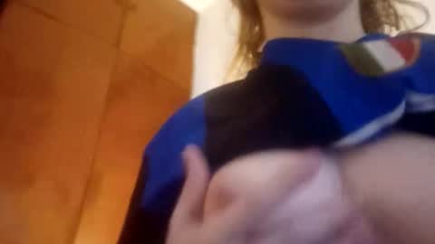 andreamartinssean2018 online show from 17, 5, 2026