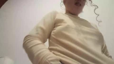 andreamartinssean2018 online show from 10, 6, 2026