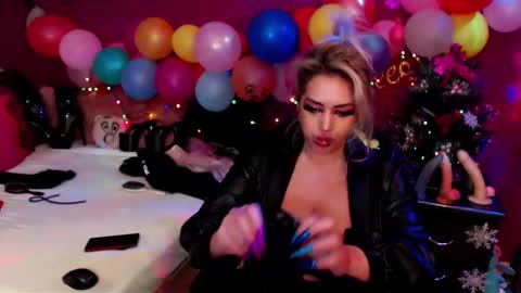 andreeajj online show from 5, 1, 2025