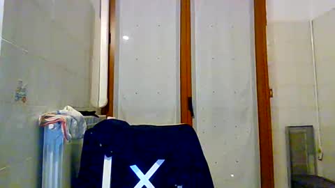 Snapshot of andregio0087 chatting on 23, 12, 2025 andregio0087 online show from 23, 12, 2025