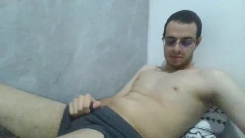 andres129494 online show from 10, 3, 2026