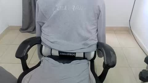 andres180950734 online show from 24, 4, 2026