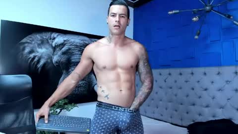 insta andres clark  online show from 24, 4, 2026