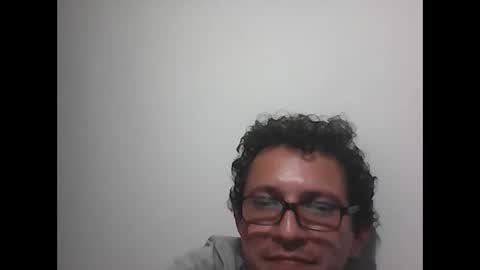 Snapshot of andresfloga chatting on 28, 9, 2025 andresfloga online show from 28, 9, 2025