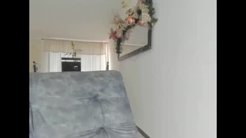 Snapshot of andresgiraldo1 chatting on 2, 1, 2025 Isa --------- online show from 2, 1, 2025