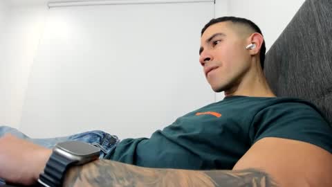 onlyfanscallmegotter online show from 24, 2, 2026