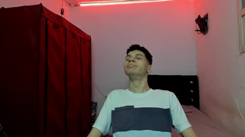 andrew_2811 online show from 28, 4, 2026