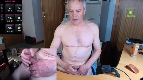 Snapshot of andrew_9999 chatting on 24, 2, 2025 Andrew online show from 24, 2, 2025