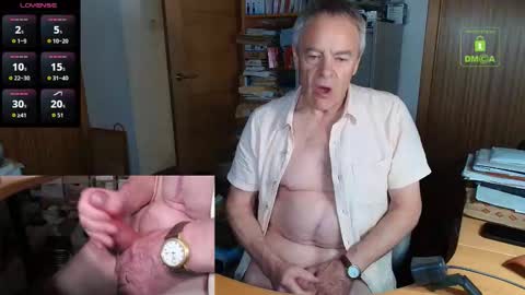 Snapshot of andrew_9999 chatting on 6, 10, 2025 Andrew online show from 6, 10, 2025