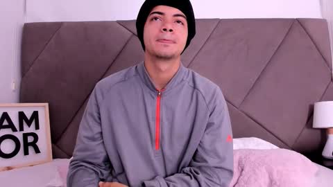 Snapshot of andrew_colleman1 chatting on 14, 10, 2025 Colleman online show from 14, 10, 2025