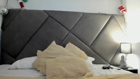 Snapshot of andrew_colleman1 chatting on 19, 11, 2025 Colleman online show from 19, 11, 2025